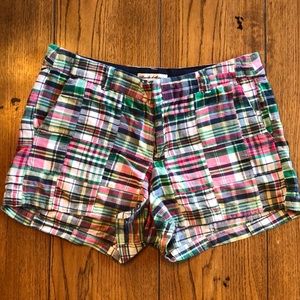Golfer-Style Plaid Shorts